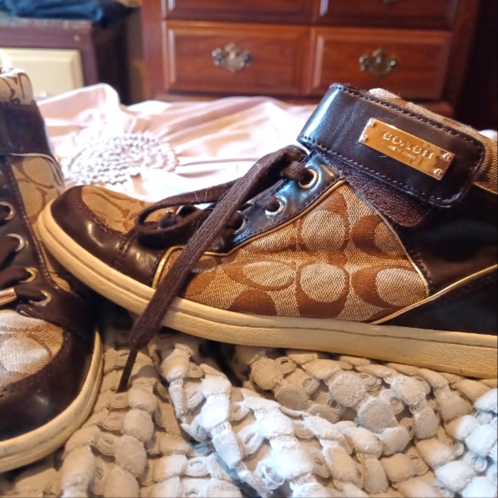 Coach Hightop sneakers